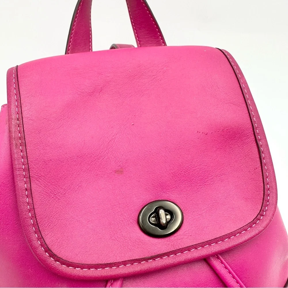 Coach Originals Limited Edition Turnlock Backpack Cerise Pink 3334 - Picture 2 of 13